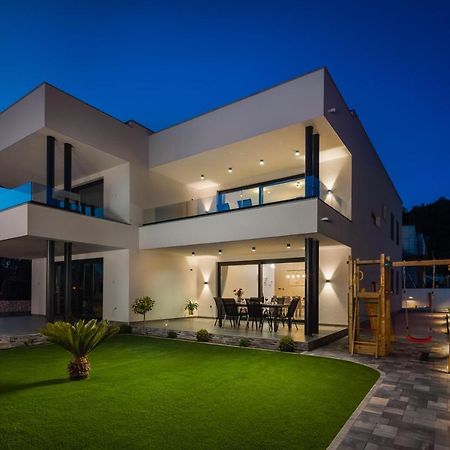Luxury Apartment Sea Pakostane Exterior photo