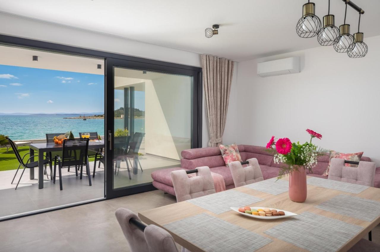 Luxury Apartment Sea Pakostane Exterior photo
